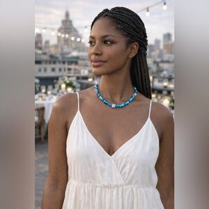 Murano blown glass beaded necklace w/barrel clasp 💙🩵🤍